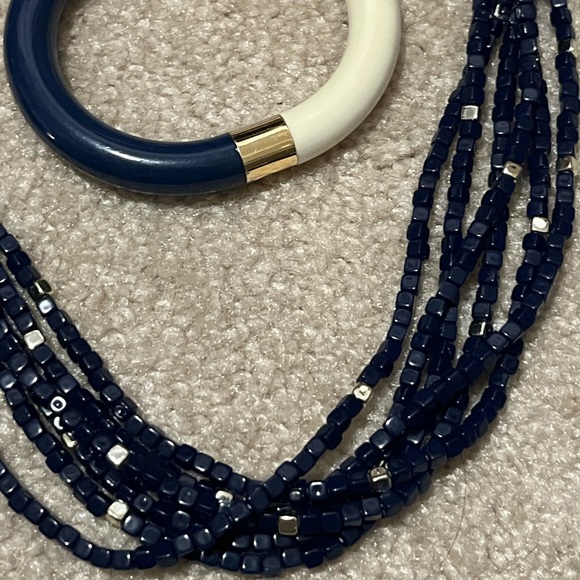 Blue stone/bead Necklace, earrings, bracelet - Picture 2 of 3